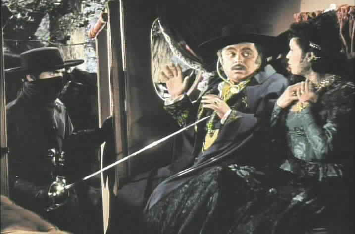 Zorro robs Luis Quintero.