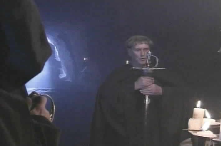 Padre Tomas declares that the brotherhood must help Zorro.