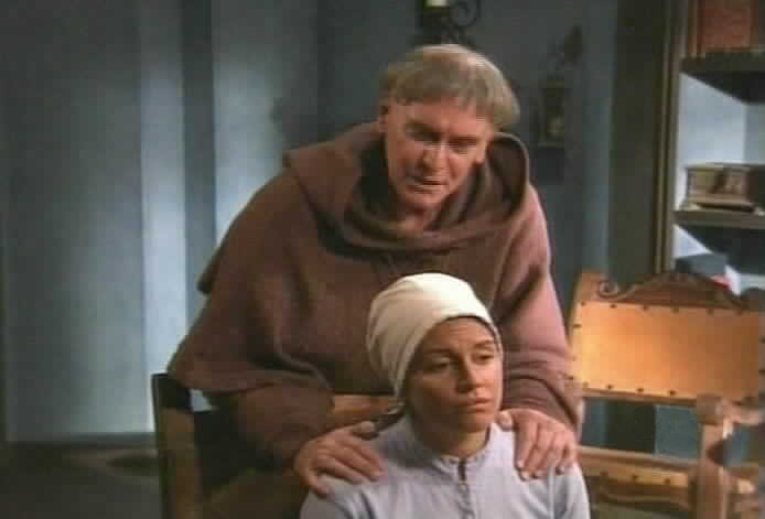 Padre Tomas warns against Maria Pia meeting Fernando.