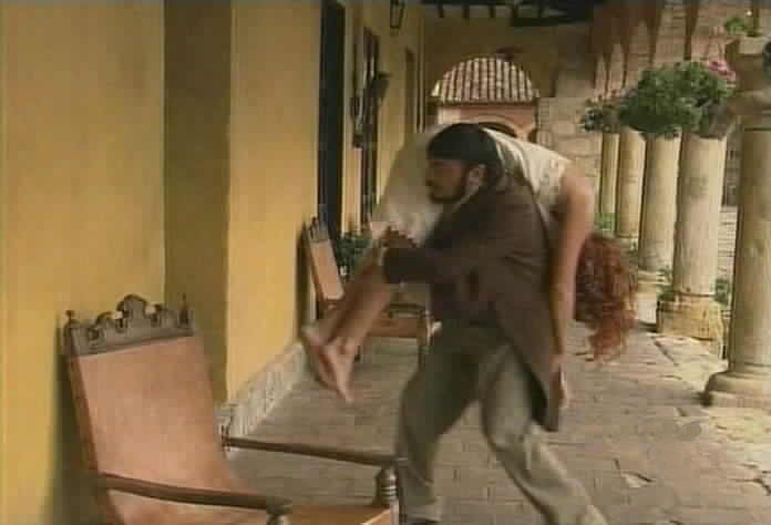 Olmos abducts Mariangel.